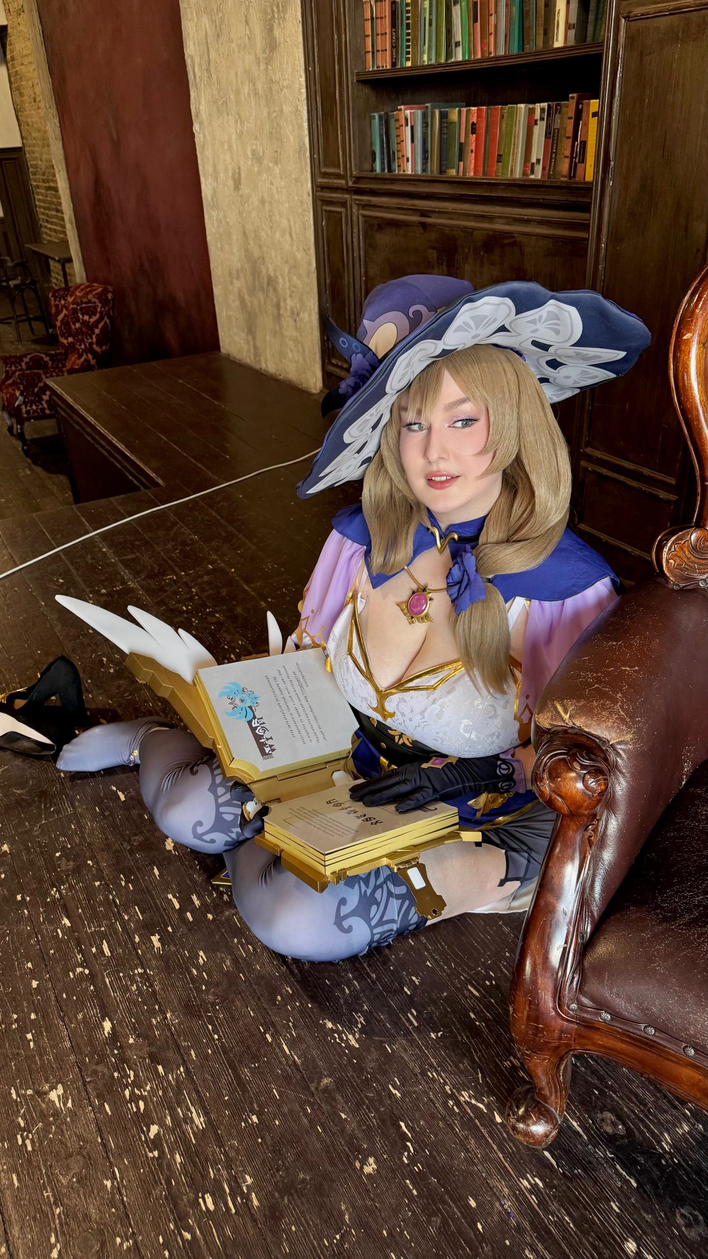 Lisa Minci Genshin Impact plus size full cosplay set - Image 4