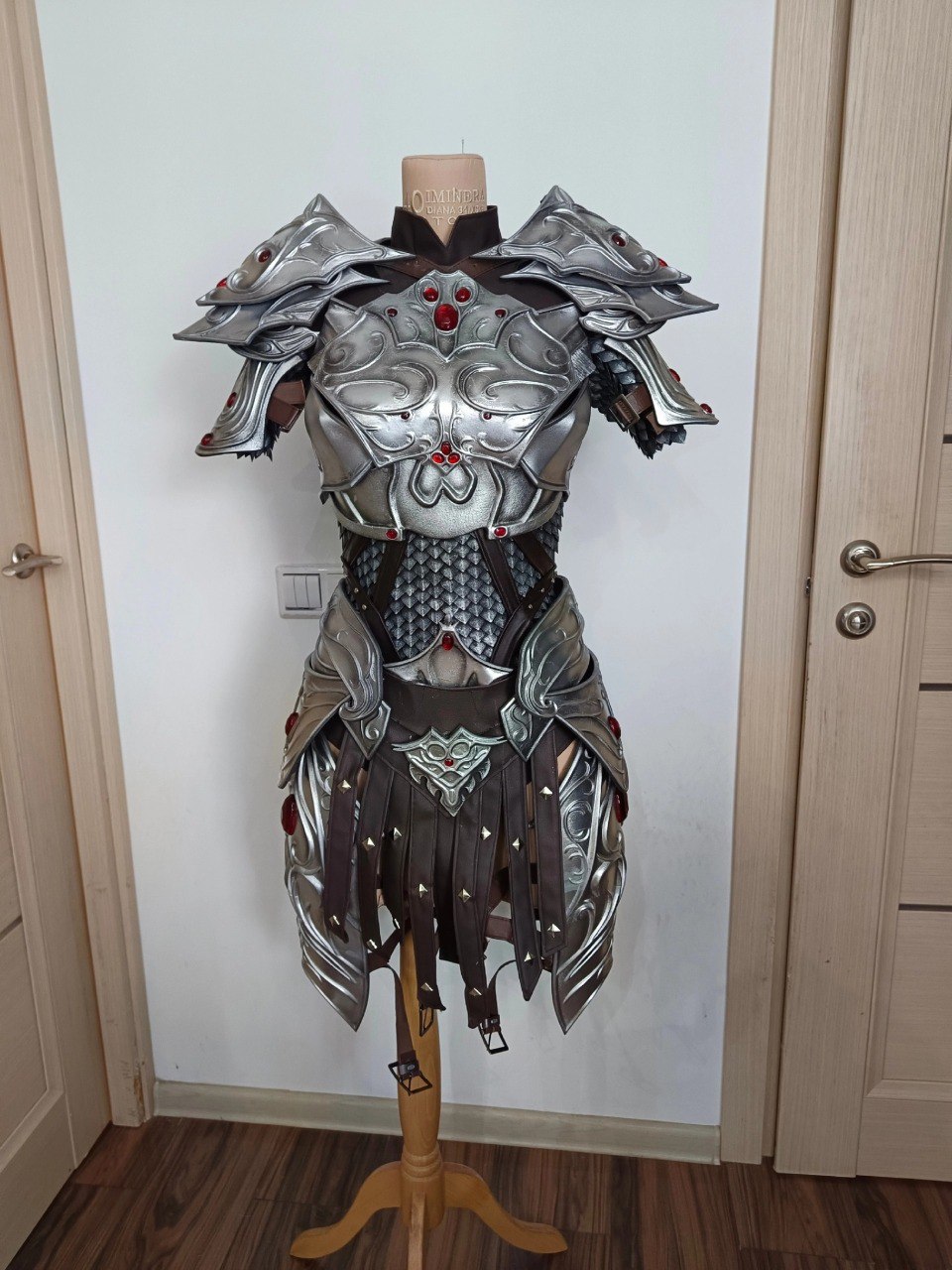 Laezel Baldur's Gate 3 full armor cosplay set - Image 2